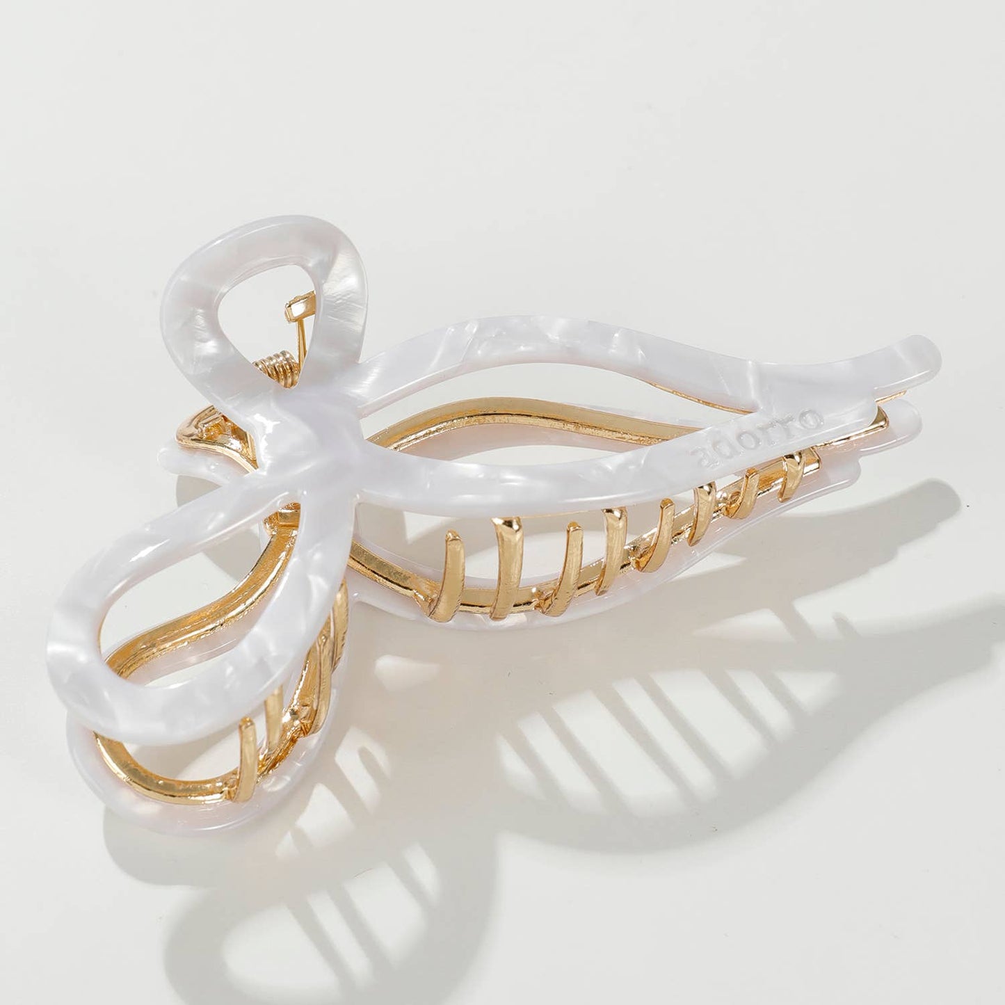 Sabrina Coastal | Large Ribbon Metal Bow Claw Clip - comes with 1 clip