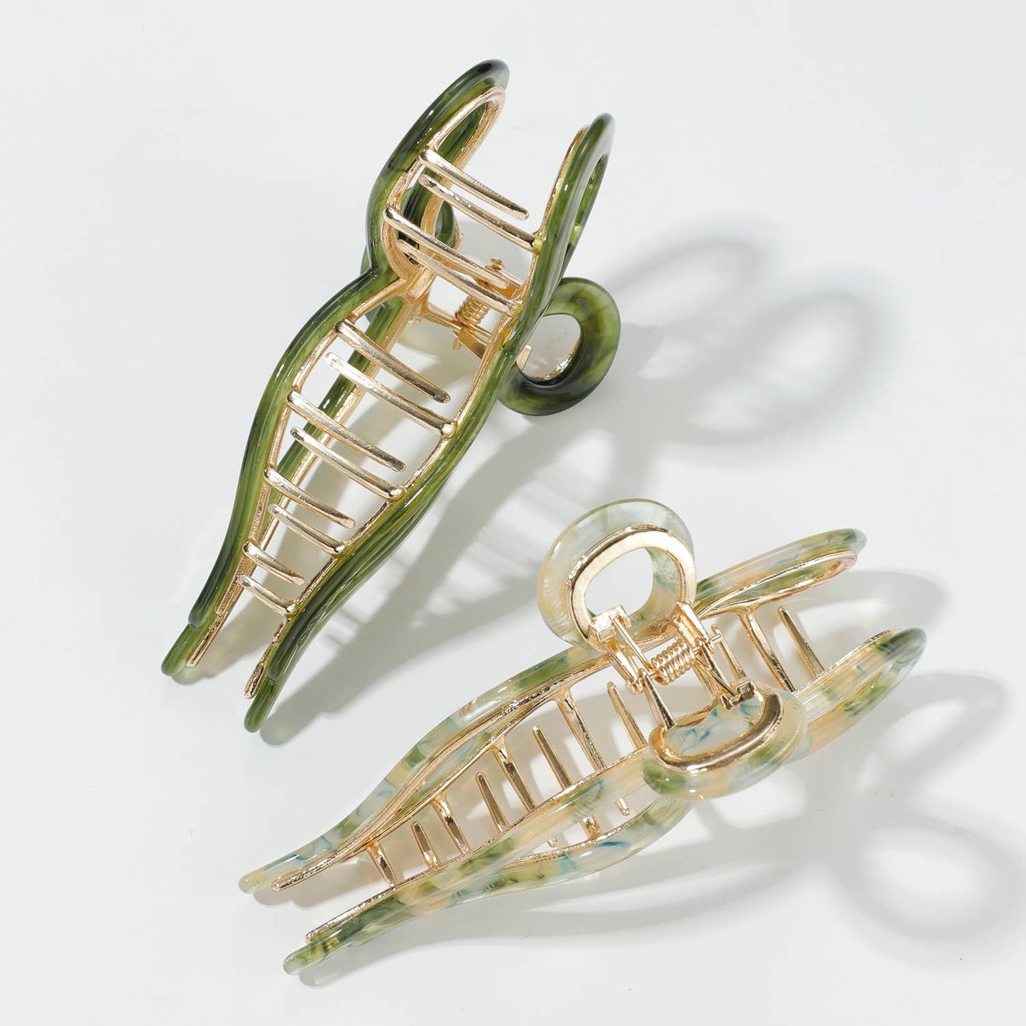 Sabrina Spring | Large Ribbon Metal Bow Claw Clip - comes with 1 clip - choose color