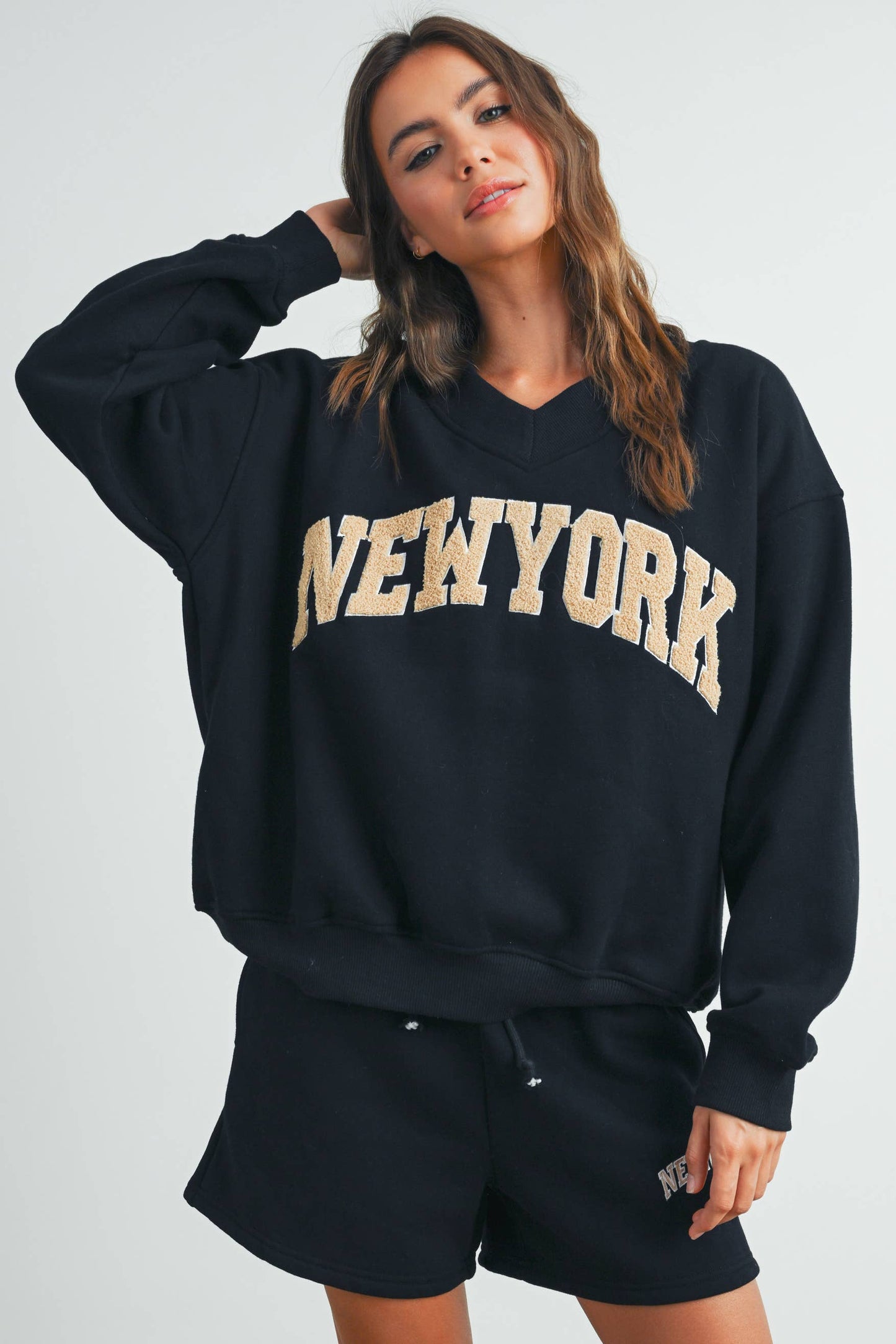 Sherpa New York V Neck Sweatshirt