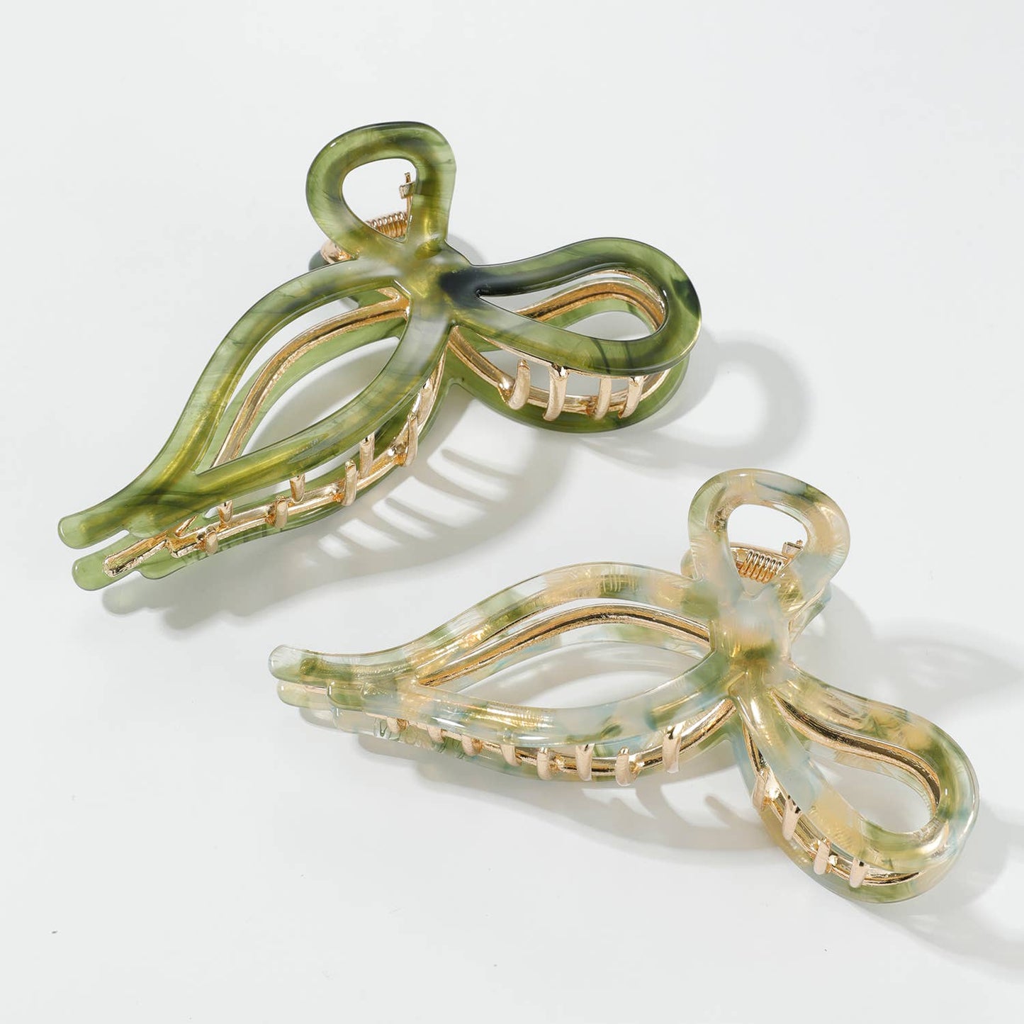 Sabrina Spring | Large Ribbon Metal Bow Claw Clip - comes with 1 clip - choose color
