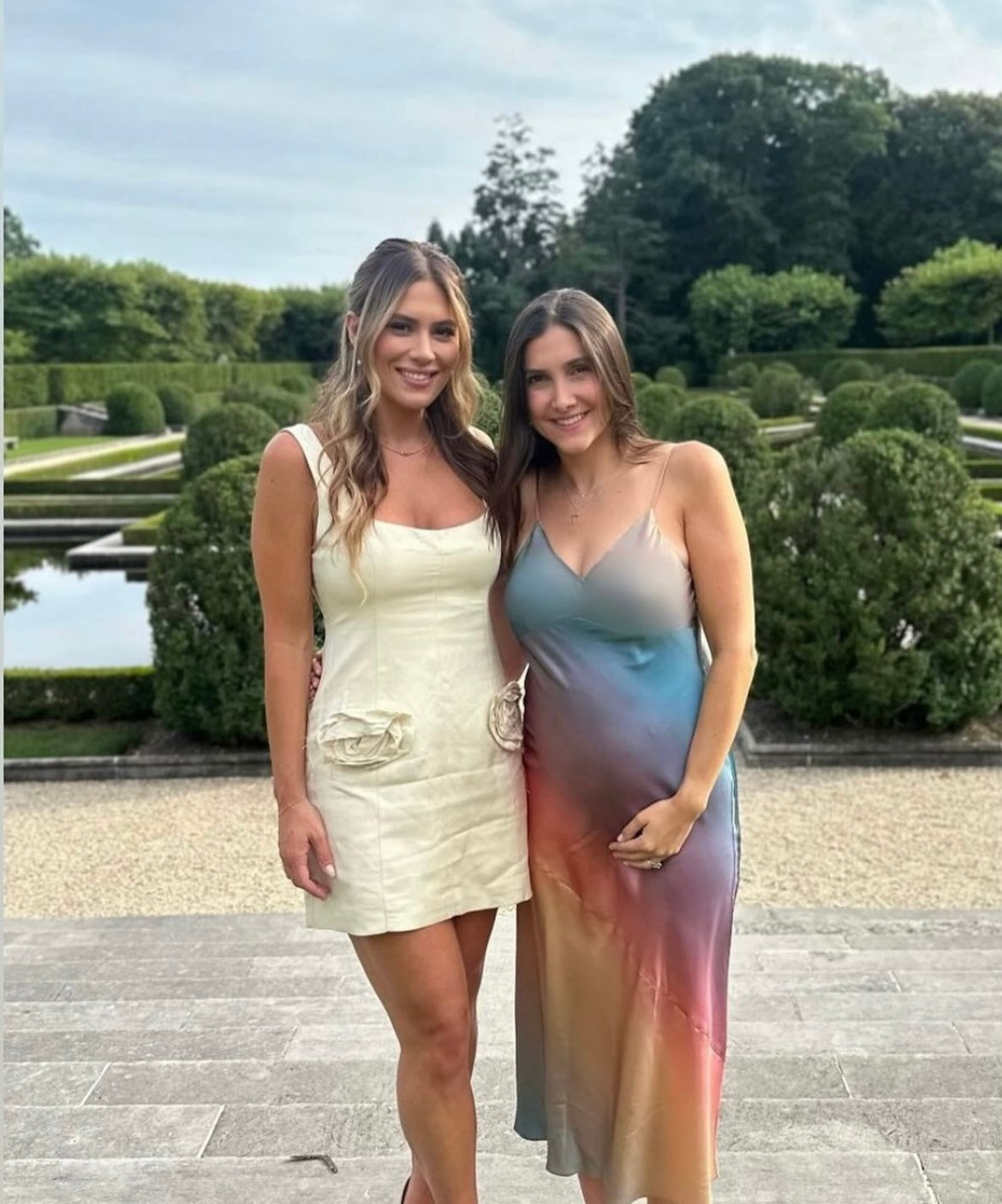 alexa dip dress