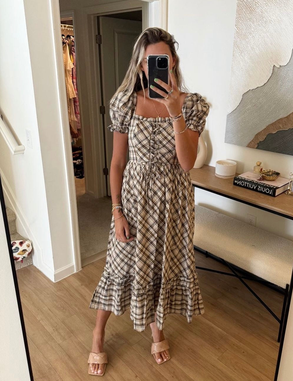 plaid puff sleeve dress
